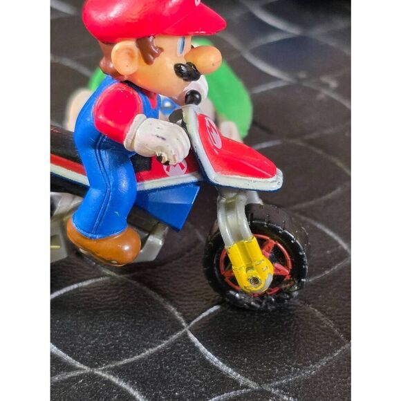 20+ Nintendo Super Mario Figurine Lot #B15 - Picture 12 of 15